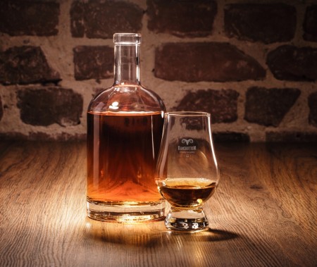 Rammywhisky-glass-with-logo