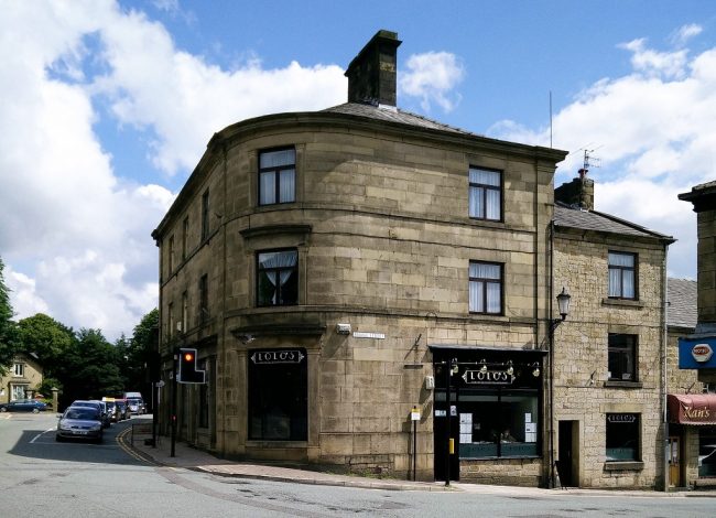 lolos-vegan-and-raw-restaurant